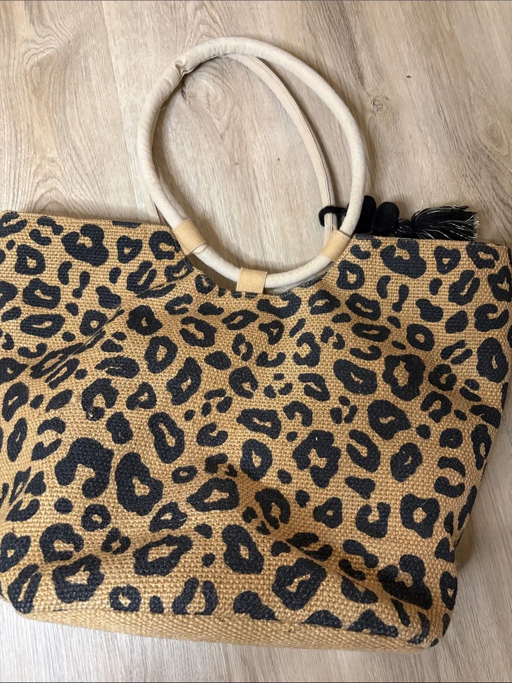 America & Beyond Leopard Jute Tote Bag With Tassel beach vacation travel cruise - Picture 6 of 13